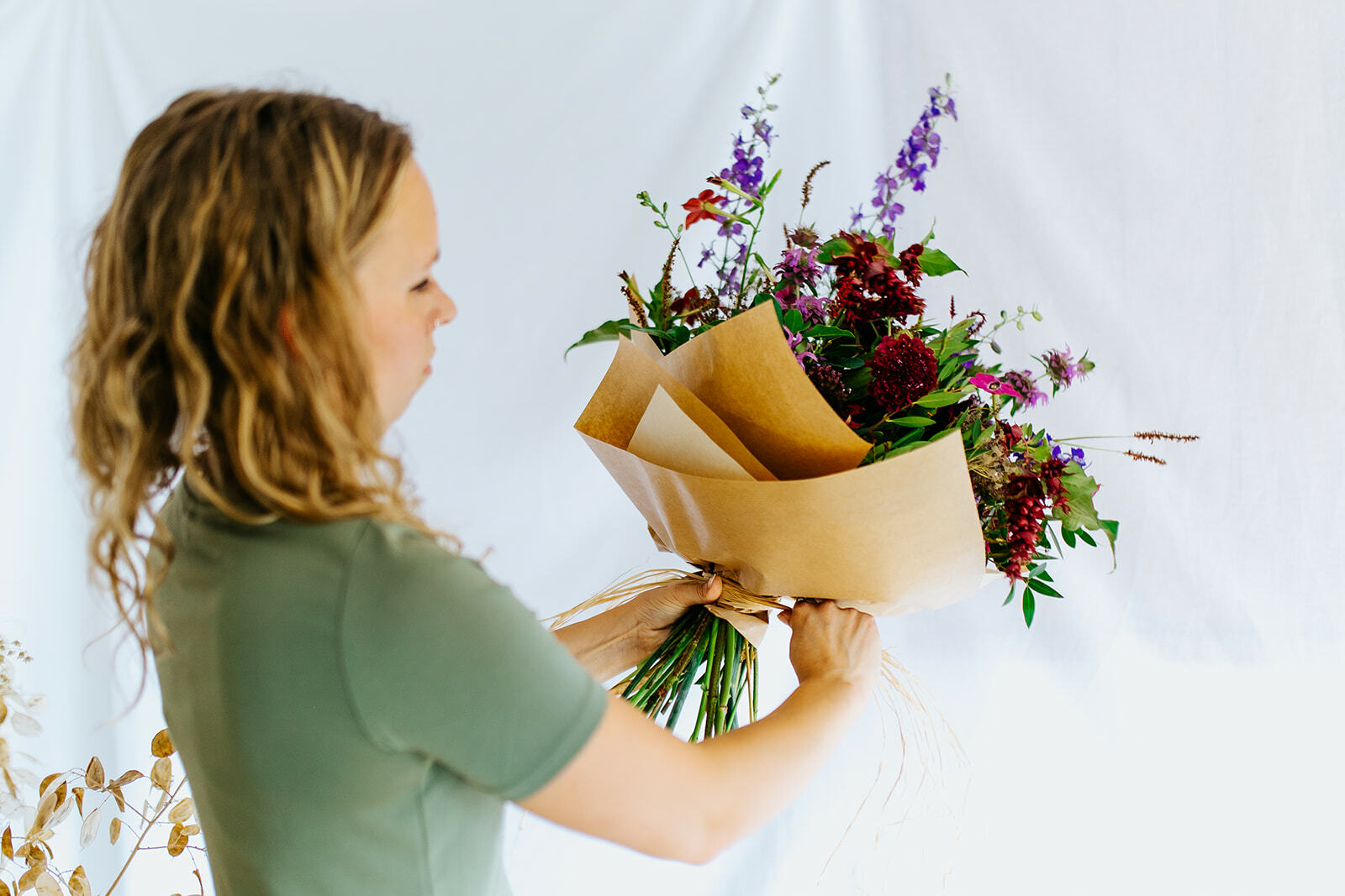 Summer Hand-Tied Bouquet with Lois Golding